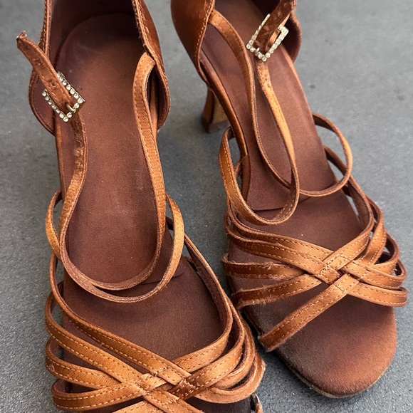Latin dance shoes. “International” - Picture 1 of 8